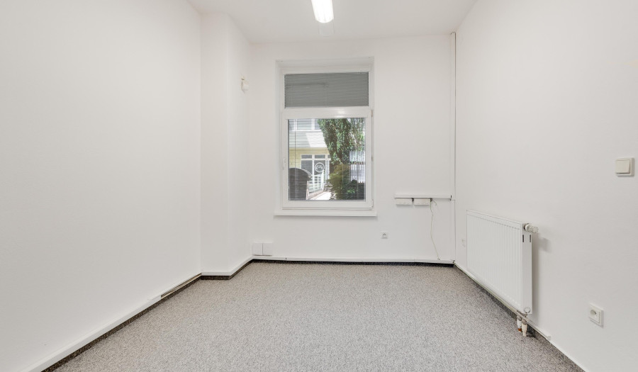 BOSEN | Prenájom kancelárskeho priestoru, Čajakova 13, Bratislava 1 – Staré Mesto