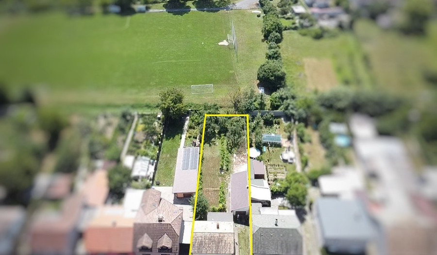 BOSEN | 2 izbový, rodinný dom s garážou, Fiľakovo, 630m2.