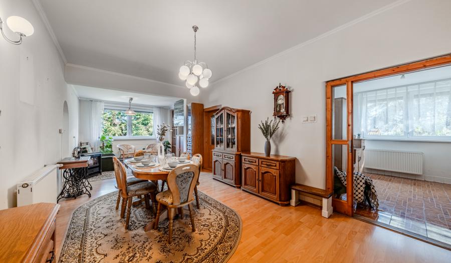 BOSEN | Starší RD s veľkou záhradou o výmere 5030 m2