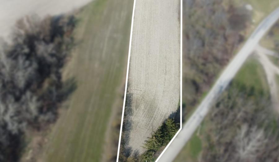 BOSEN | Na predaj investičný pozemok 2500 m2 pri obci Beketfa, kúsok od dialnici R7