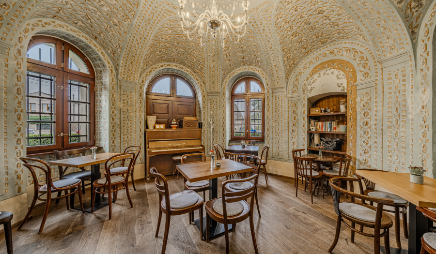 BOSEN | Na predaj historická budova Rotunda Spiegelsaal s reštauráciou, Kalinčiakova-Trnava