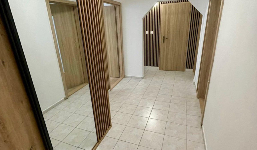 PRENAJATÝ | BOSEN | Na prenájom 3-izbový byt na Námestí Priateľstva, Dunajská Streda, 72 m²