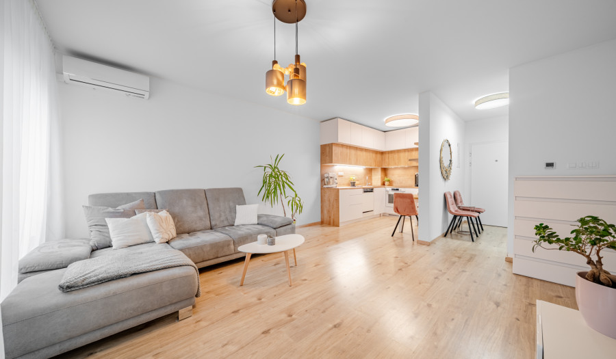 Bosen Realicity / moderný 2 izbový byt s predzáhradkou - Devínska Nová Ves