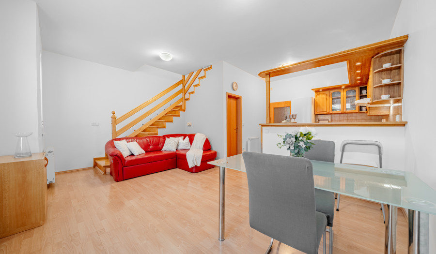 BOSEN | 3 izbový mezonet s balkónom a záhradou, Čierny chodník, Vajnory, 117m2