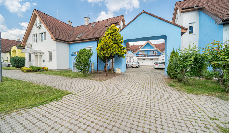 BOSEN | 3 izbový mezonet s balkónom a záhradou, Čierny chodník, Vajnory, 117m2