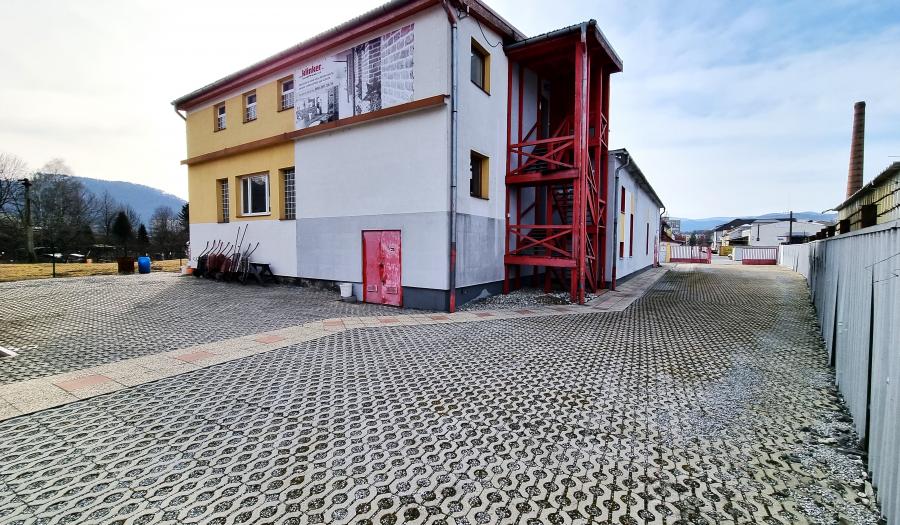 BOSEN | Na Prenájom skladový objekt s kancelárskym zázemím.