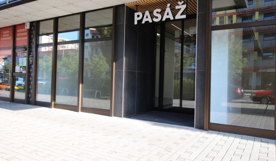BOSEN | Obchodné a kancelárske priestory na prenájom Malacky centrum
