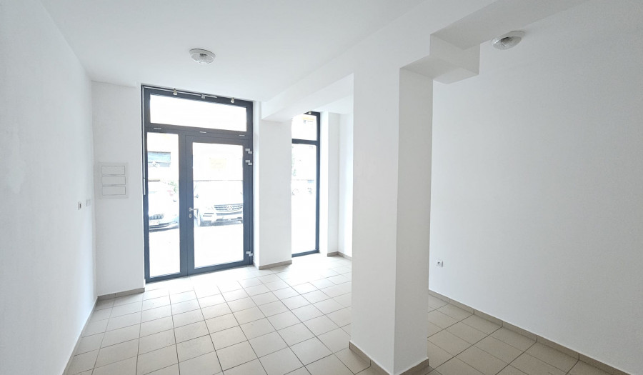 BOSEN | NEBYTOVÝ PRIESTOR V CENTRE MESTA DUNAJSKÁ STREDA – ROTUNDA, 22,00 m²