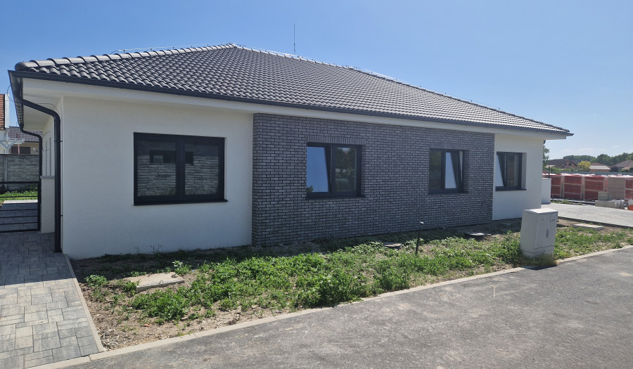 BOSEN | 3izb Rodinný dvojdom so záhradkou