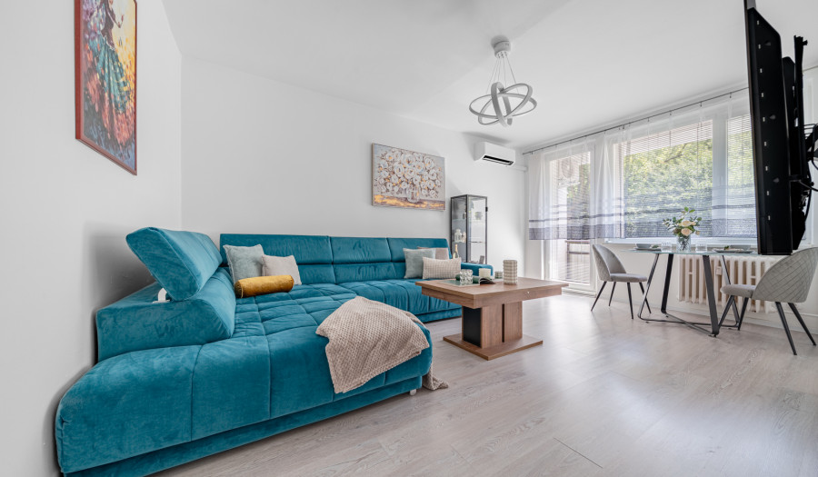 BOSEN | Vkusný 3-izbový byt s loggiou po rekonštrukcii, Karloveská ulica - BA, 70 m2