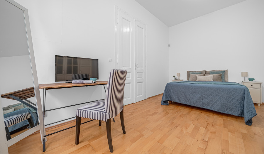 Bosen | Komfortný 2-izbový byt v srdci Starého Mesta – Sládkovičova ulica, 72 m²