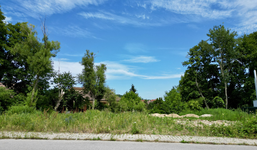 BOSEN | Stavebný pozemok s potokom, Limbach, 1379m²
