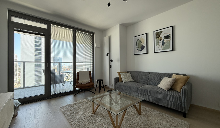 BOSEN | 2 izb.byt s loggiou na 17. poschodí v projekte EUROVEA TOWER, Pribinova, 60 m2