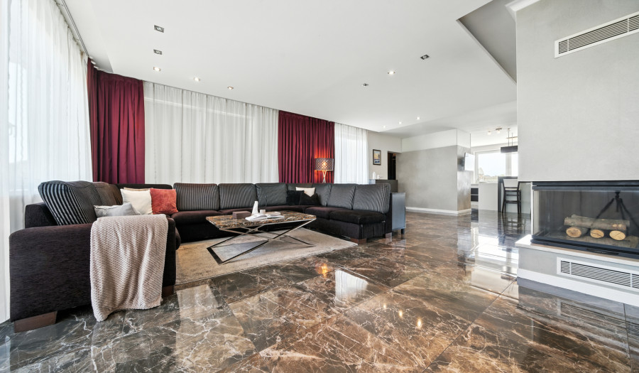 BOSEN | Strešný 4-izbový byt s dvoma terasami a výhľadom | Kramáre – Uhrova ulica | 267 m²