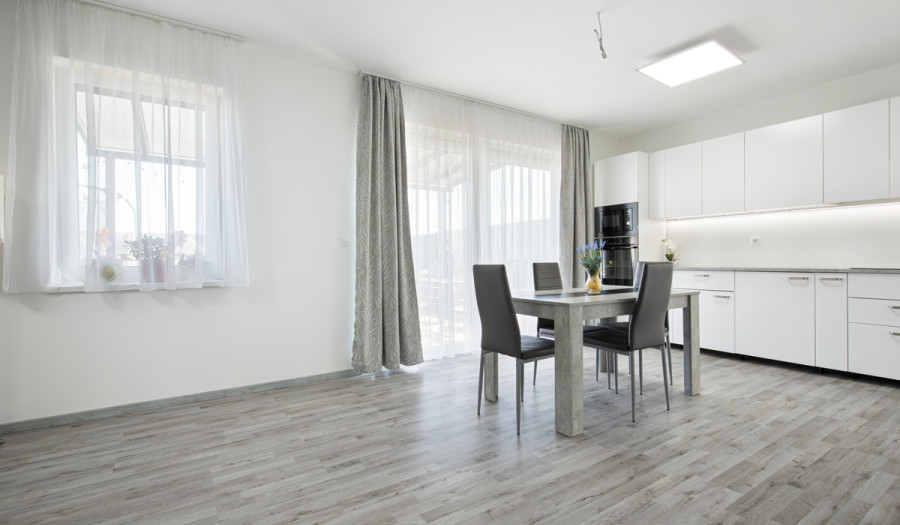 BOSEN | Novostavba – priestranný byt v rodinnom dome s terasou v novej štvrti, Dunajská Streda