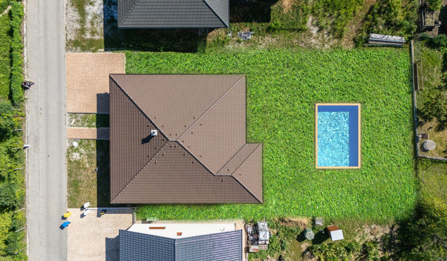 BOSEN |  Nadštandardný 4-izbový rodinný dom s garážou a terasou – Dojč