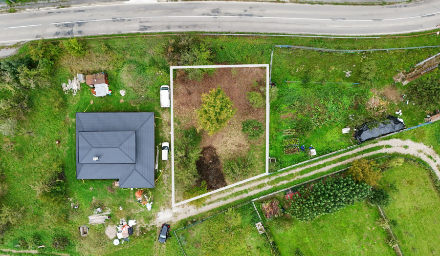 BOSEN | Na predaj stavebný pozemok 648 m² - Skalka nad Váhom