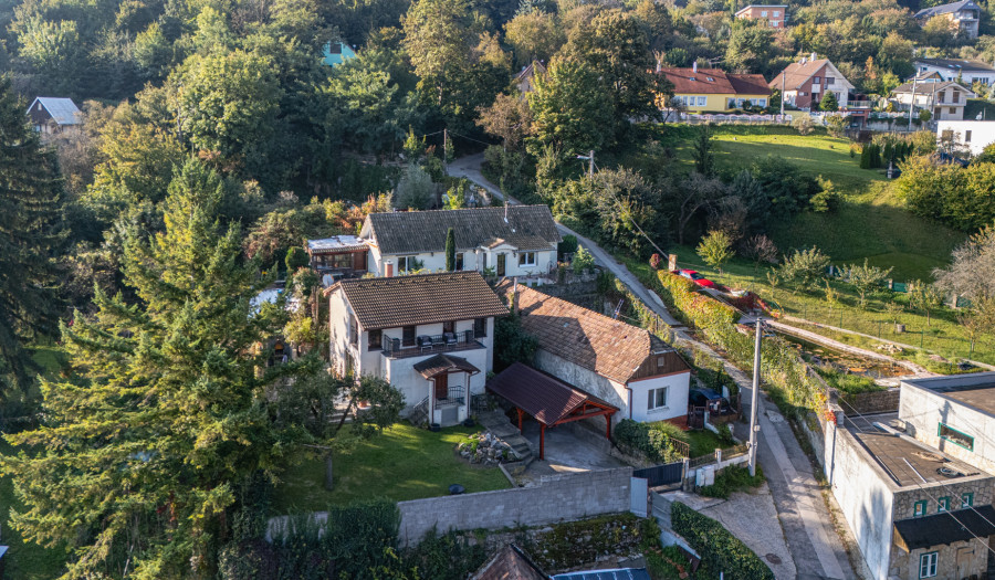 BOSEN I Family house in a quiet street, Strmé sady, Dúbravka, greenery, views and great accessibility