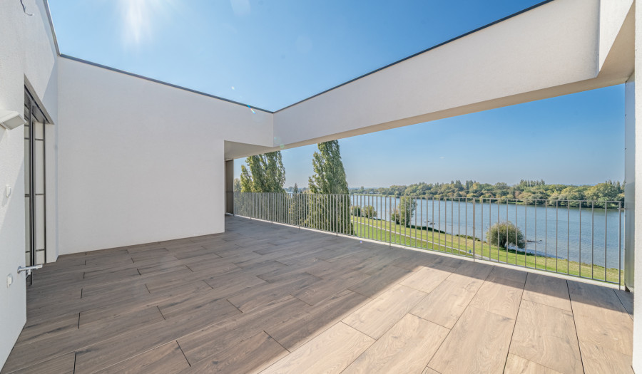 BOSEN | BLUEWAVE _ 4 izbový byt s krásnym výhľadom 7NP_B60 + B61 , Banka, Piešťany, 199.42 m2