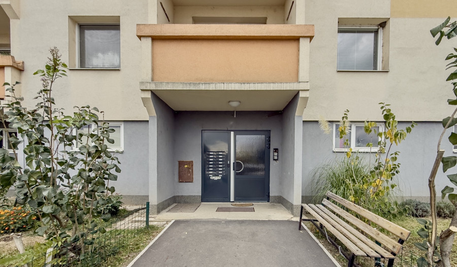 BOSEN | Zrekonštruovaný 3izbový byt s loggiou, 75m2.