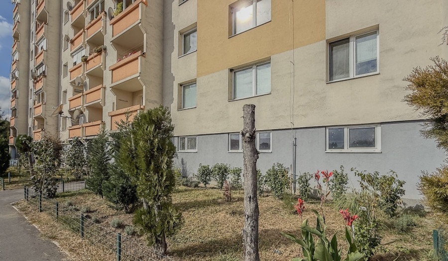 BOSEN | Zrekonštruovaný 3izbový byt s loggiou, 75m2.