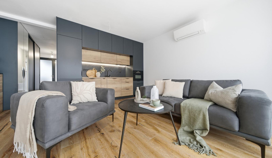 BOSEN | 2 izbový byt s terasou a parkovacím státím, Karpatská ulica - Staré Mesto