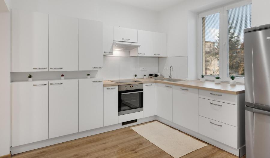 Na prenájom 2,5-izbový byt na Odborárskej ulici v Novom Meste