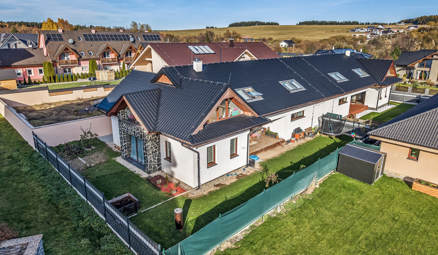 BOSEN | Moderný, zariadený rodinný dom vo Veľkej Lomnici