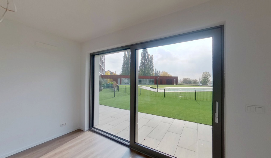 BOSEN | BLUEWAVE _ 2 izbový apartmán s predzáhradkou, A8_02, Banka, Piešťany, 124.35 m2