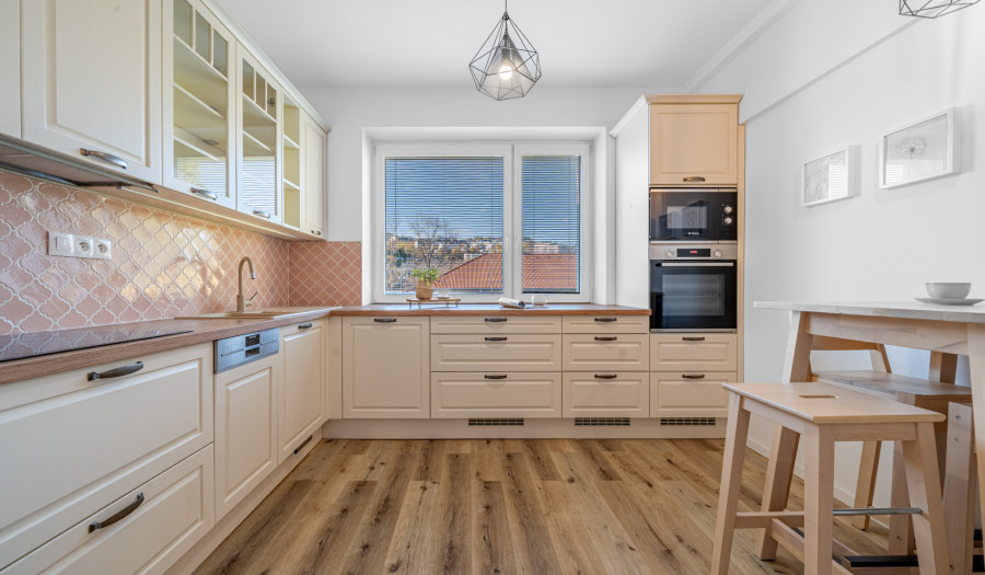 Bosen | Svetlý 2-izbový byt v Novom Meste, Šuňavcova