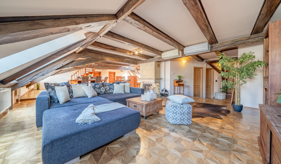 BOSEN | 5-room attic apartment with an exceptional atmosphere in the Esterházy Palace, Panská Street, Bratislava, 228 m²