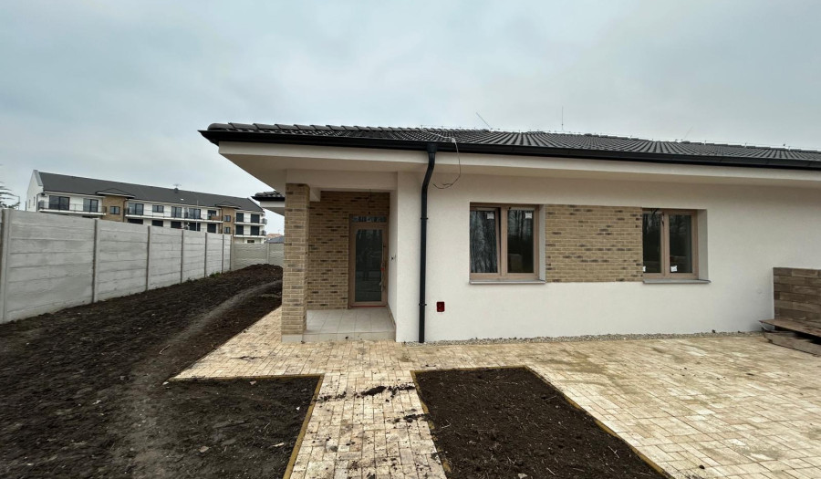 BOSEN | 4izb Rodinný dvojdom so záhradou v Dunajskej Strede