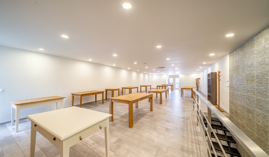 BOSEN | Areál s budovou, skladom a dostatkom parkovania