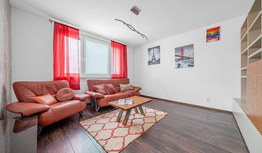 BOSEN | Zrekonštruovaný a zariadený 3 izbový byt na Jasovskej ulici, Bratislava