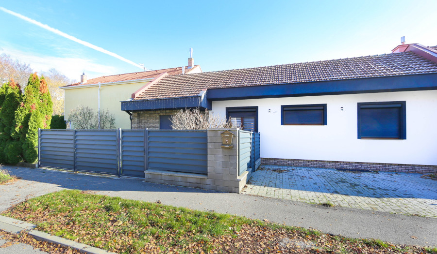 BOSEN | Na predaj priestranný 4-izb. RD v tichej časti mesta