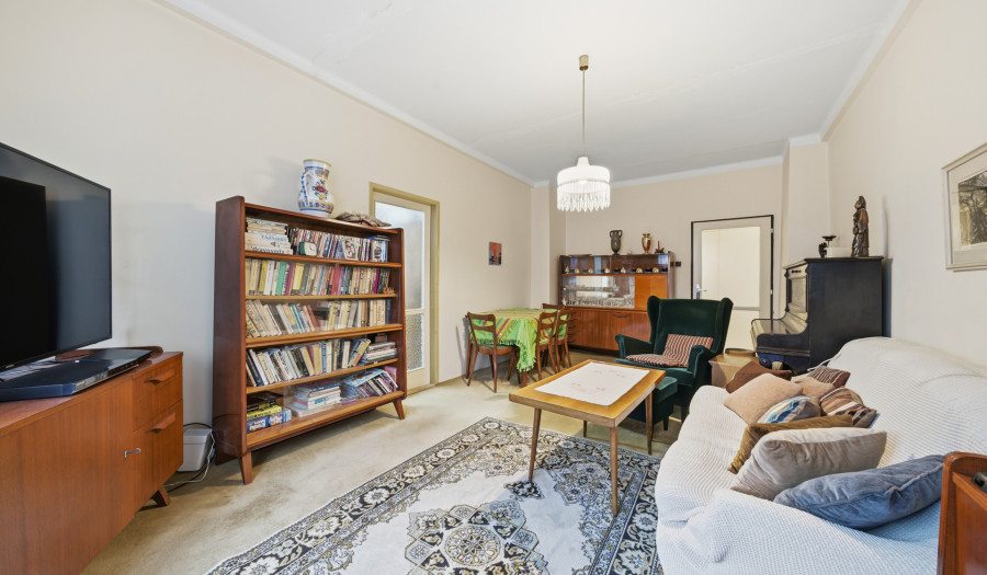 LOYALTERS | Na predaj 3 izbový byt s balkónom v Krasňanoch v blízkosti prírody.