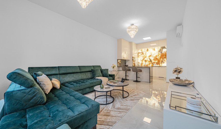 BOSEN | Prémiový, zariadený 3-izbový klimatizovaný byt s balkónom v novostavbe Kesselbauer - Námestie 1. mája, 76 m²