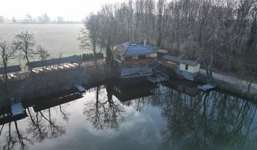 BOSEN |  Na prenájom zabehnutá reštaurácia v Michale na Ostrove