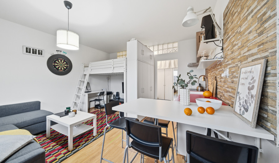 LOYALTERS | 2 izbový byt s predzáhradkou v Moste pri Bratislave