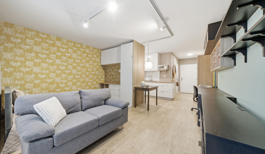 BOSEN | Praktický 1 izbový byt s veľkým balkónom, Rustaveliho ul., Rača-BA