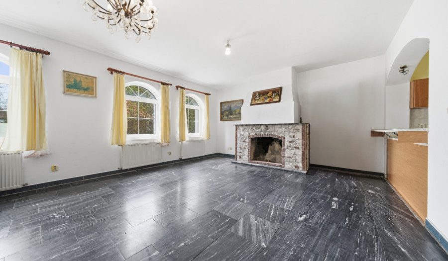 BOSEN | VÝNIMOČNÁ NEHNUTEĽNOSŤ s potenciálom, Kyselica