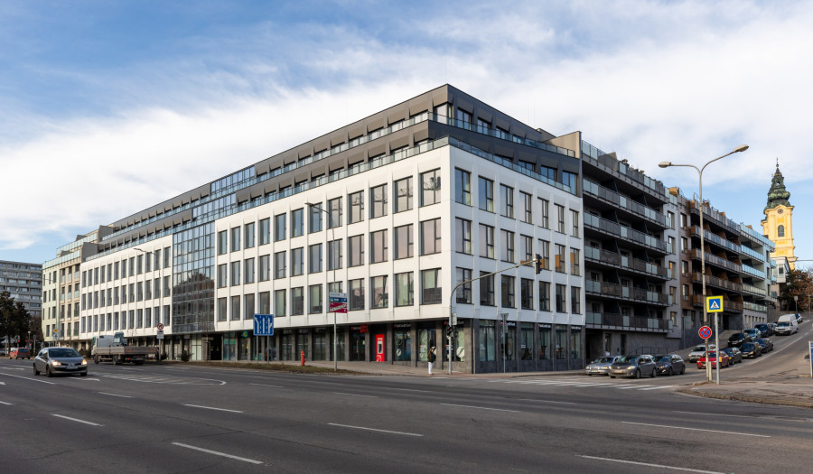 BOSEN | TABÁŇ - prenájom kancelárske priestory 218 m² Tabáň