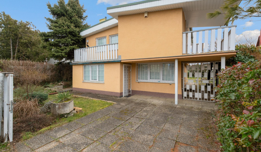 ARISE | Predaj rekreačná chata so súpisným číslom.