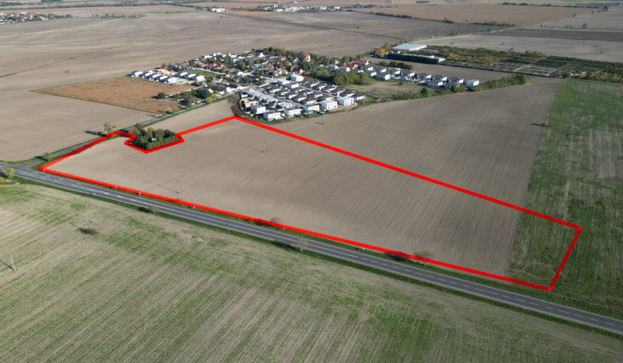 BOSEN | Investičný pozemok s potenciálom budúcej výstavby RD