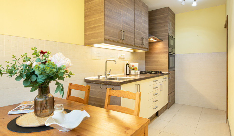 BOSEN | NA PREDAJ ZARIADENÝ 3-IZBOVÝ BYT S LOGGIOU, GALANTA