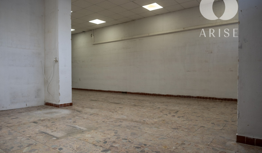 ARISE | Predaj obchodný a skladový priestor v Petržalke.