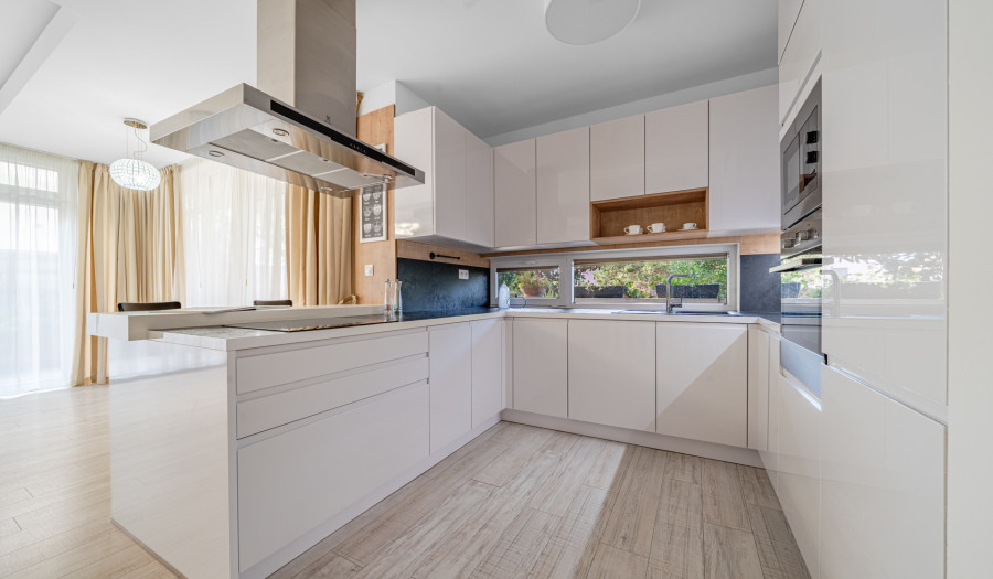 BOSEN | 3 izbový 85m2 byt s terasou a záhradou, 177m2