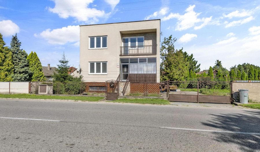 BOSEN | 4 izbový rodinný dom bez investícií, pozemok 666m2