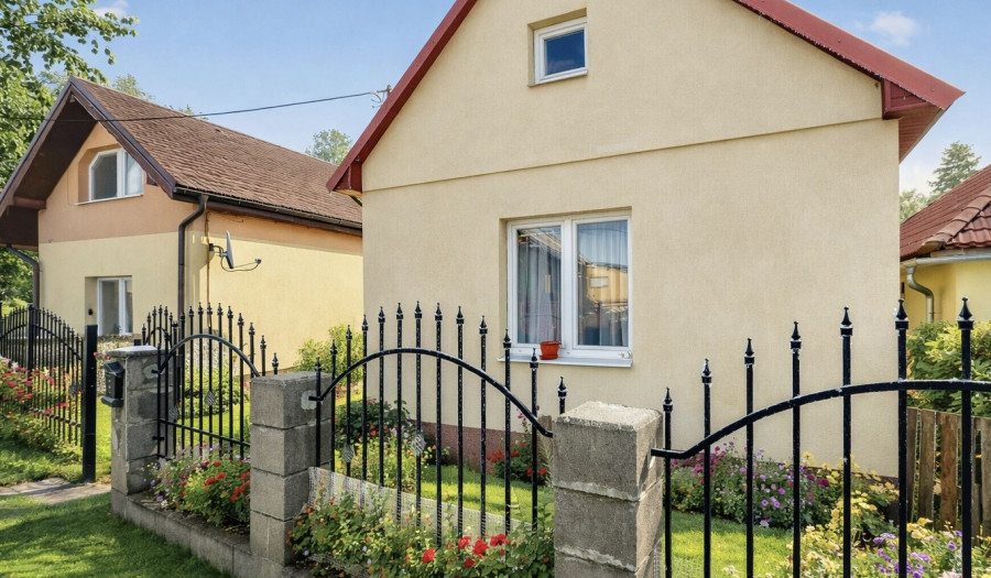 BOSEN | Rodinný dom s vidieckym nádychom v obci Číž, 1009m2