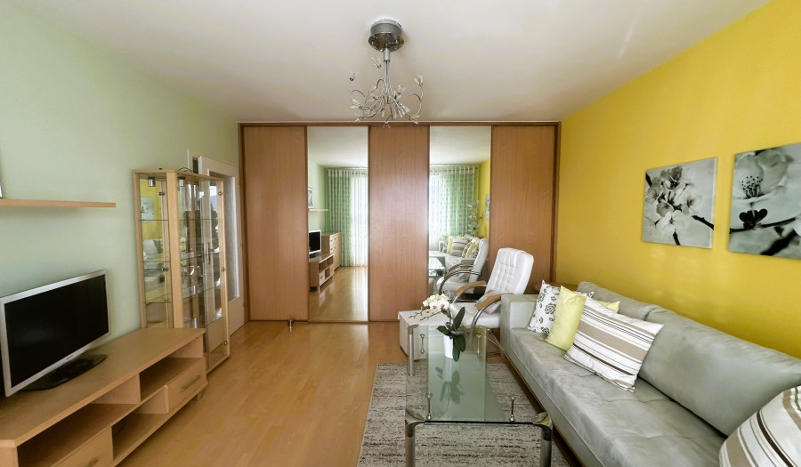 LOYALTERS | predaj 1 izbový zariadený byt v Žiari nad Hronom